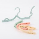 Folding Hanger
