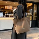 Large Capacity Versatile Shoulder Tote Bag Large Capacity Versatile Shoulder Tote Bag