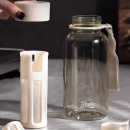 Filter Scale Accompanying Cold Brew Cup
