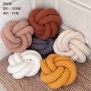 三股繩盤花圓形抱枕 三股繩盤花圓形抱枕