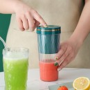 Convenient Juicer Glass Set