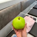 減壓蘋果毛絨公仔