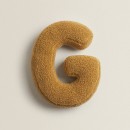 字母造型抱枕