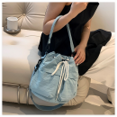 单肩斜挎手提包