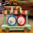 Badminton racket keychain pendant