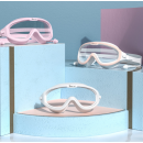 Swimming goggles