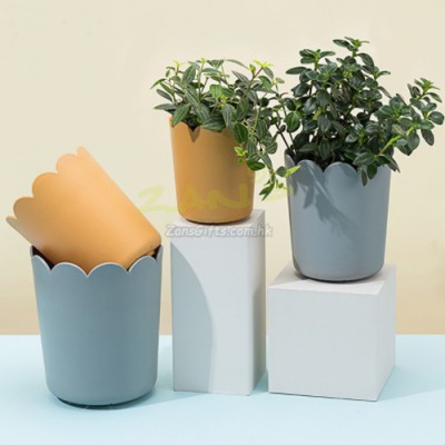 Petal Mouth Flower Pot