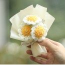 Graduation season gift knitted bouquet