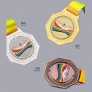 Rotating swimming Medal