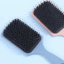 Pig bristle air cushion comb