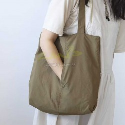 純色日係尼龍斜挎包