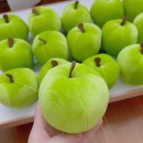 減壓蘋果毛絨公仔